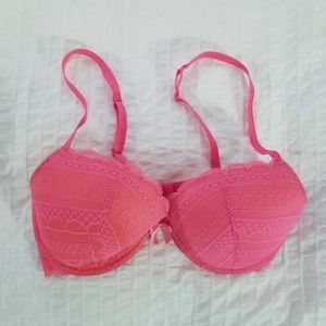 3/$45 | La Senza | 34DD Pink Push-up Bra Lingerie